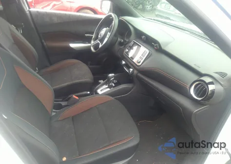 2020 Nissan Kicks Sr Xtronic Cvt from USA, damaged, VIN 3N1CP5DV1LL500884